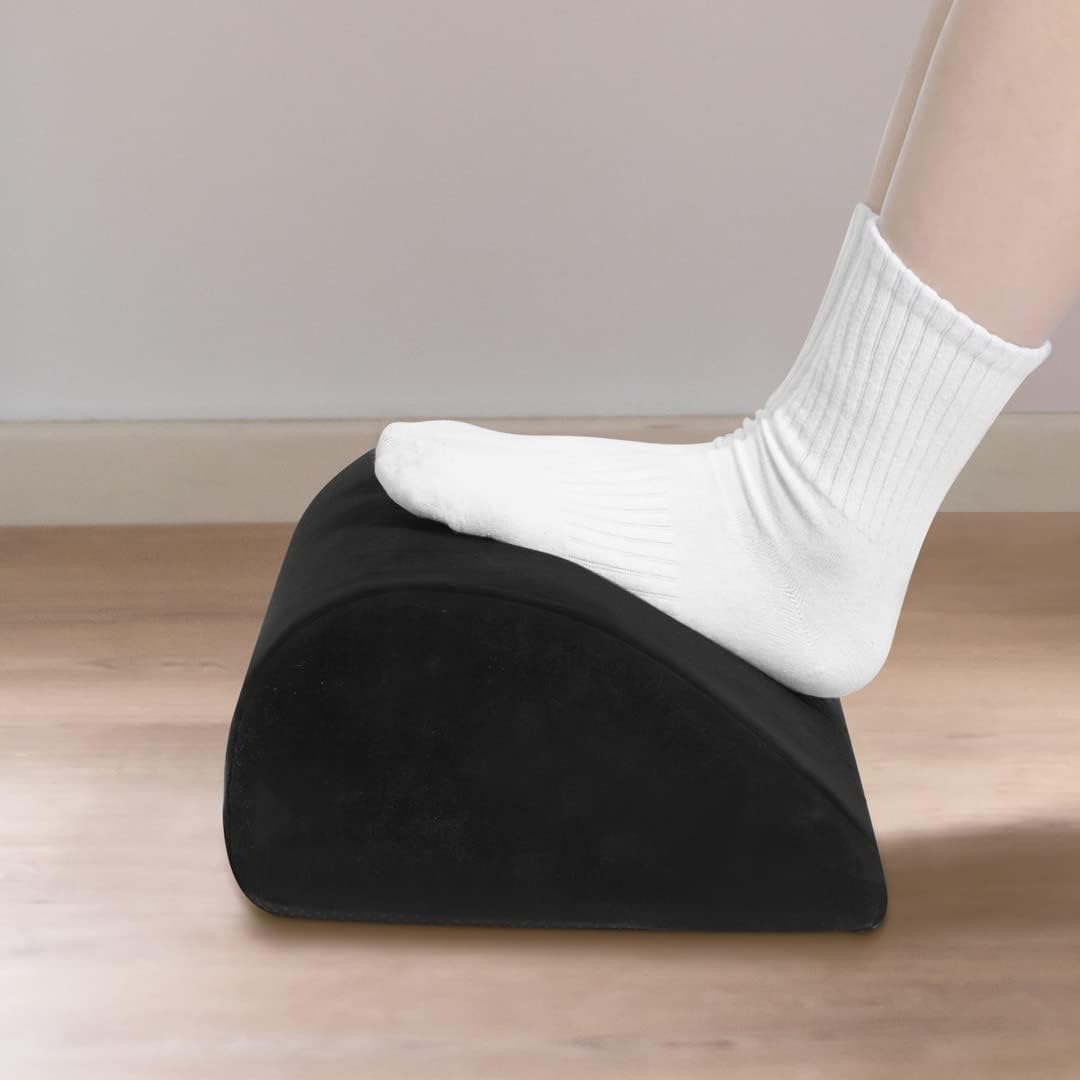 Amazon Basics Foam Foot Rest for Under Desk at Work with Washable Cover, Comfortable Stool for Home and Office, 5.1 x 10.2 x 17.3 in, Black