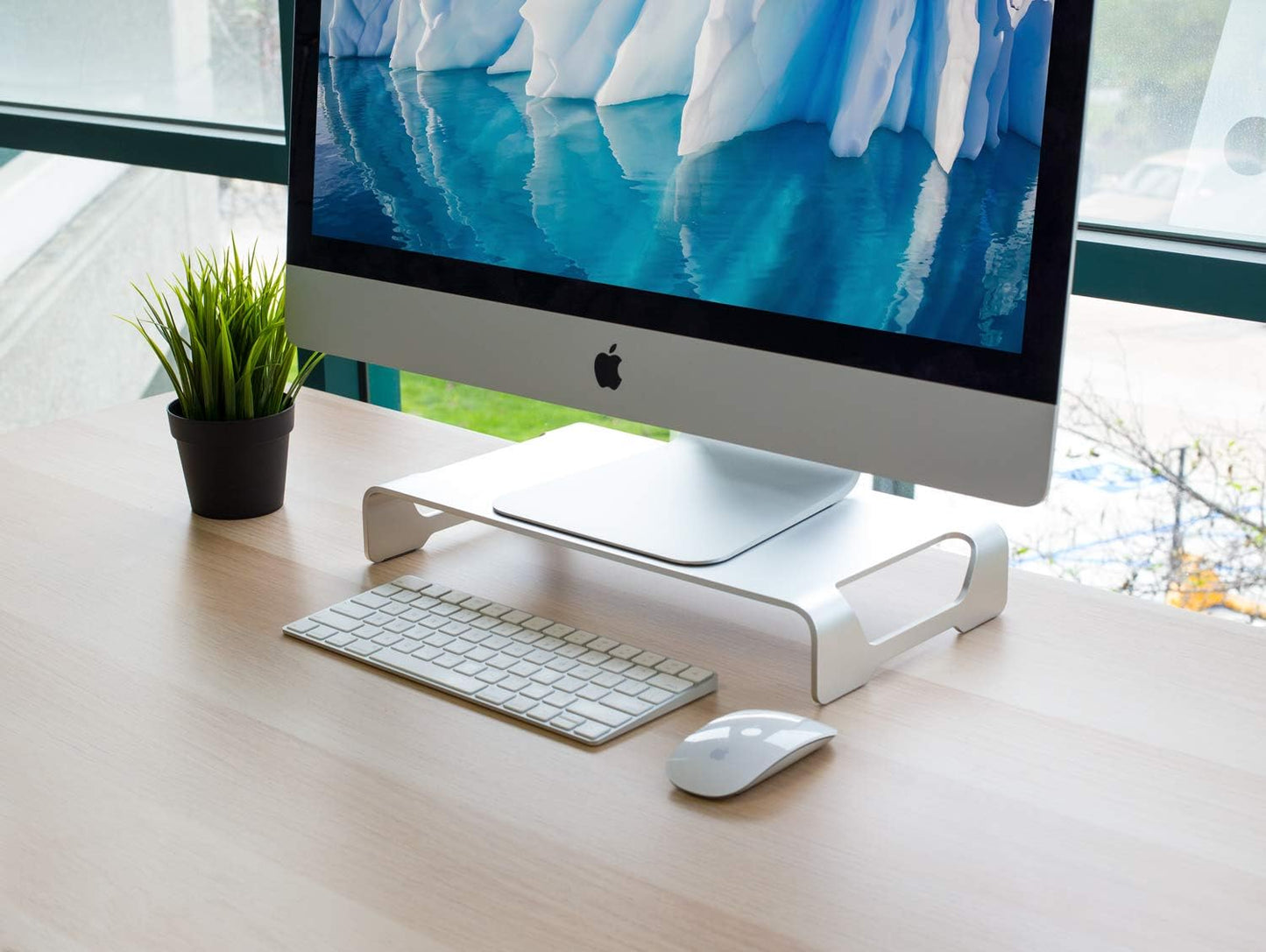 Mount-It! Aluminum Monitor Stand for iMac - Wide Unibody Monitor Riser - Metal Monitor Stand Desktop Organizer with Keyboard Storage - Universal Desktop Monitor Riser for PC, iMac, MacBook, Laptop