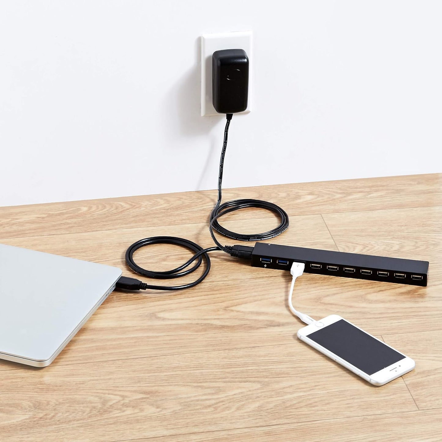 Amazon Basics USB 3.0, 10 Port HUB With AC Adapter, Black